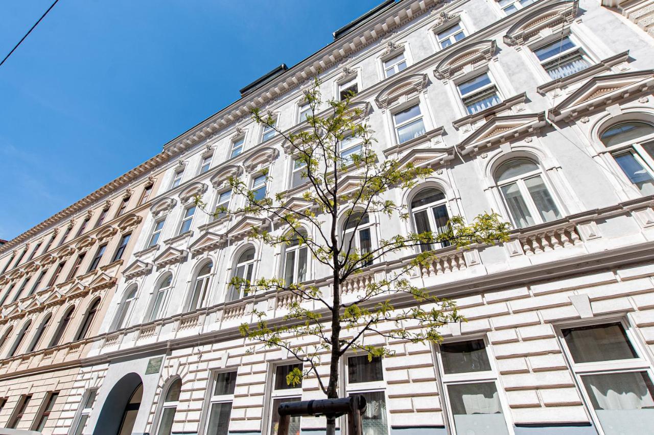 My City Apartment- Vienna Jungle Room Bagian luar foto